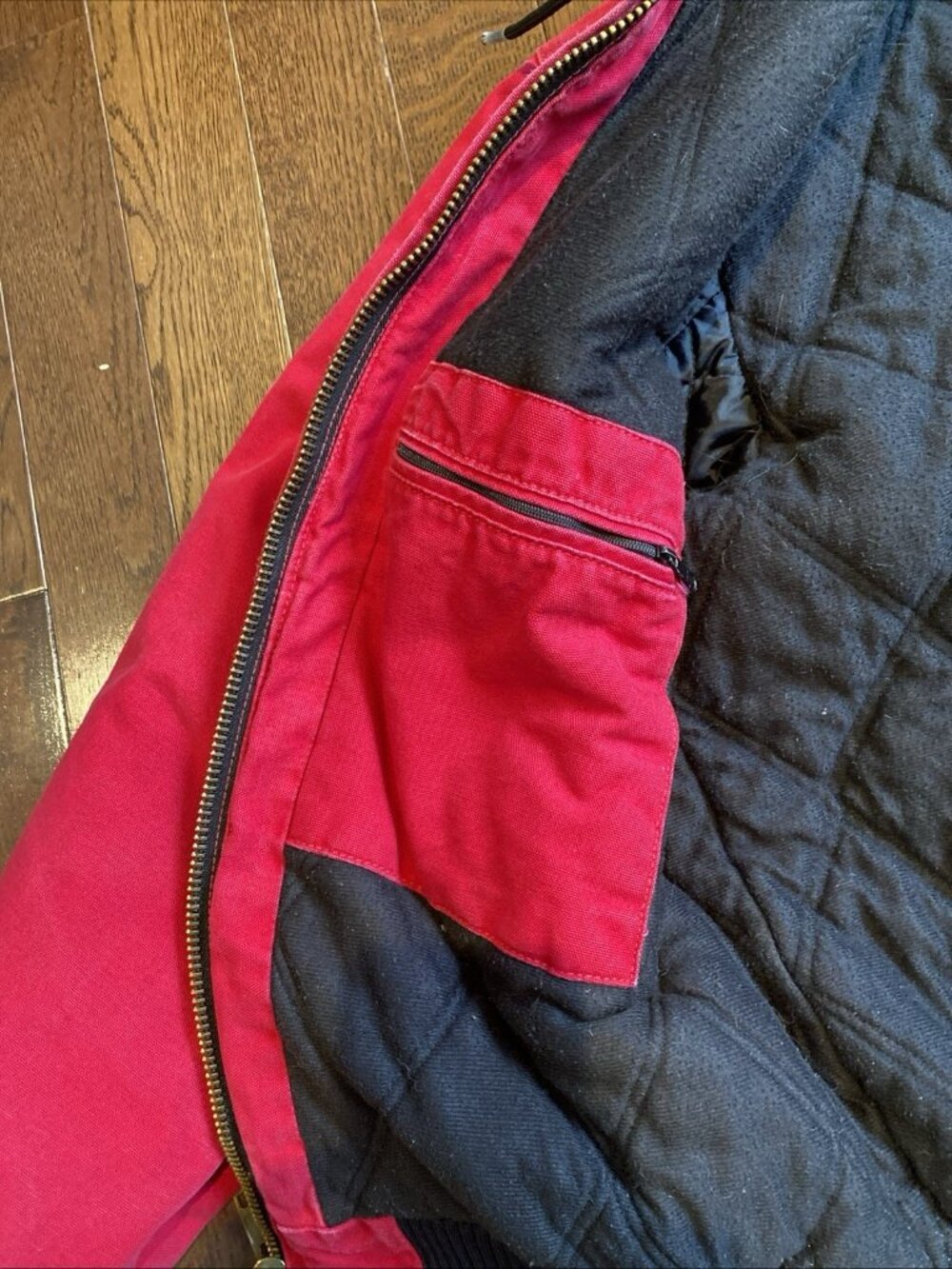 VTG Carhartt Y2K Unisex Red Hooded Zip-Up Work Farm Jacket Large USA Made - Picture 14 of 16